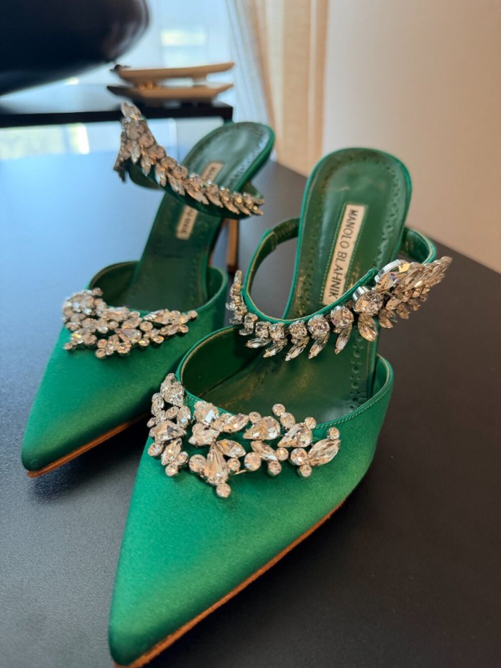 Manolo Blahnik Lurum Green Crystal Embellished 90 mm Satin Mules - Picture 2 of 7
